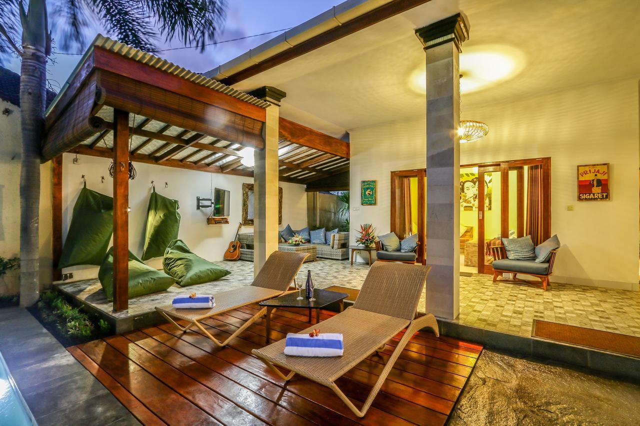 Villa Mira *